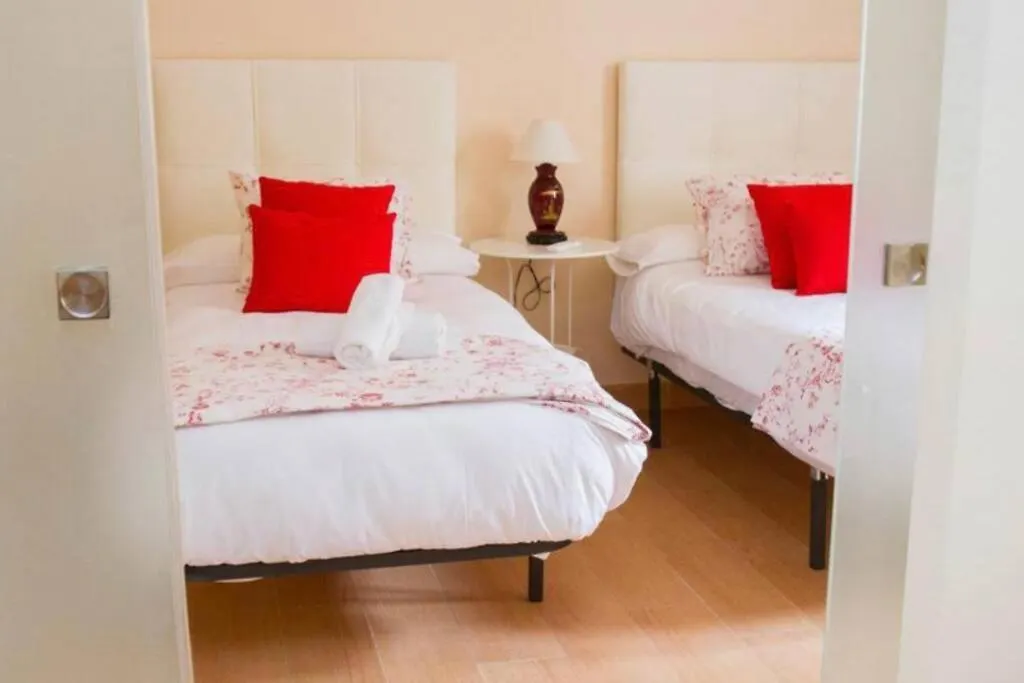 Piso Junto A La Catedral, 4-5 Personas Apartment Malaga Spain