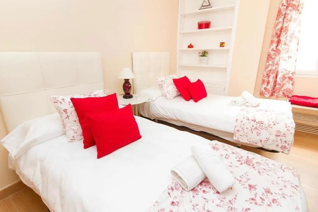 Piso Junto A La Catedral, 4-5 Personas Apartment Malaga
